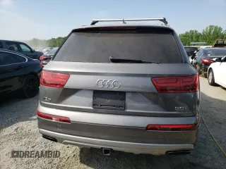 2017 Audi Q7 Prestige z VIN WA1VAAF71HD057870, wystawiony jako Copart lot #55448595 z przebiegiem 108 885 mil mil oraz Czysty tytuł • Clean title. Historia ofert i sprzedaży dostępna na DreamBid. Obrazek 6.