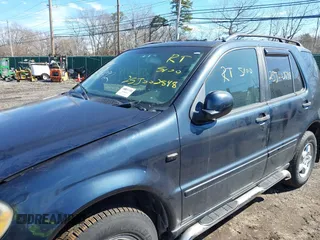 2000 Mercedes-Benz M 320/430/500 z VIN 4JGAB54E8YA148786, wystawiony jako IAAI lot #41831892 z przebiegiem Nie podano mil oraz . Historia ofert i sprzedaży dostępna na DreamBid. Obrazek 6.