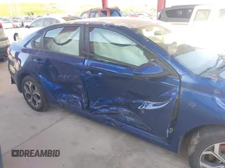 2019 Kia Forte LXS with VIN 3KPF24AD2KE020256, listed as a IAAI auction lot 39141379 with 80,878 mi miles and . Bid and sale history available at DreamBid. Image 6.