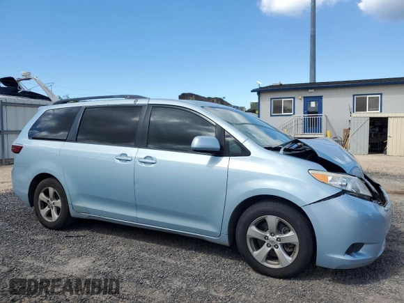 2015 Toyota Sienna LE AAS with VIN 5TDKK3DCXFS577990, listed as a Copart auction lot 56608525 with 93,323 mi miles and Salvage title. Bid and sale history available at DreamBid. Image 4.