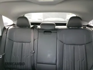 2021 Audi e-tron Sportback Prestige z VIN WA13ABGE8MB008083, wystawiony jako Copart lot #72904564 z przebiegiem 30 787 mil mil oraz Nie do naprawy. Historia ofert i sprzedaży dostępna na DreamBid. Obrazek 10.