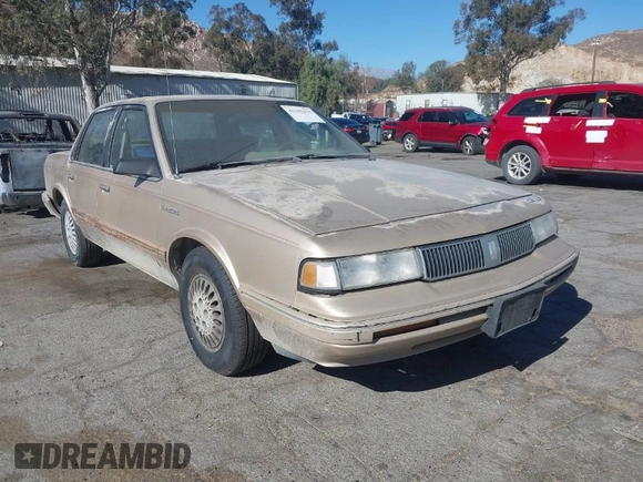 1993 Oldsmobile Cutlass Ciera S with VIN 1G3AG55N6P6421424, listed as a IAAI auction lot 41341670 with 221,301 mi miles and . Bid and sale history available at DreamBid. Image 1.