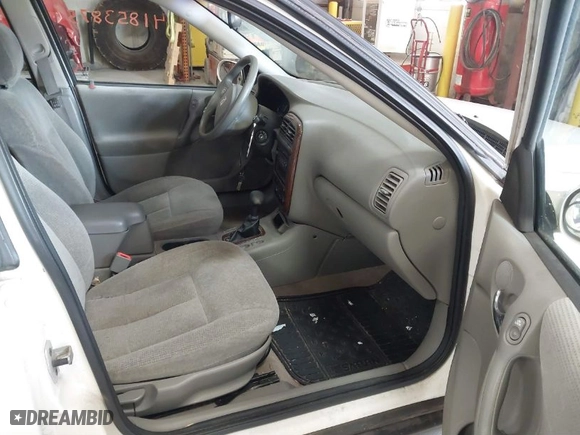 2001 Saturn LS with VIN 1G8JU52F71Y579153, listed as a IAAI auction lot 41853875 with 170,385 mi miles. Bid and sale history available at carsss.com. Image 5.