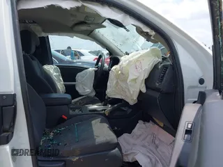 2022 Nissan Frontier S с VIN 1N6ED1CL9NN688660, выставлен на аукционе IAAI как лот 42171883 с пробегом Не указан миль и . История ставок и продаж доступна на DreamBid. Изображение 5.