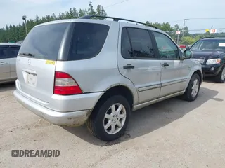 2001 Mercedes-Benz M 320/430/500 with VIN 4JGAB72E61A265531, listed as a IAAI auction lot 42467743 with Not provided miles and . Bid and sale history available at DreamBid. Image 4.