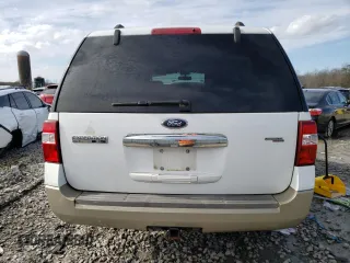 2007 Ford Expedition EL Eddie Bauer with VIN 1FMFK17567LA10693, listed as a Copart auction lot 82843073 with 261,851 mi miles and Salvage Title. Bid and sale history available at carsss.com. Image 6.