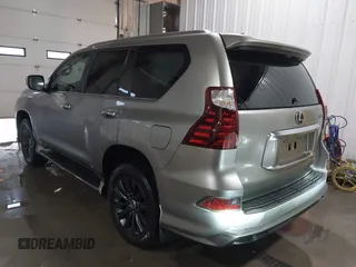 2021 Lexus GX 460 Premium z VIN JTJAM7BX5M5282671, wystawiony jako IAAI lot #41363386 z przebiegiem 45 542 mil mil oraz . Historia ofert i sprzedaży dostępna na DreamBid. Obrazek 3.