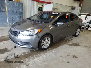 2016 Kia Forte LX z VIN KNAFX4A62G5489916, wystawiony jako Copart lot #56646745 z przebiegiem 149 280 mil mil oraz Szkoda całkowita • Salvage title. Historia ofert i sprzedaży dostępna na DreamBid. Obrazek 1.