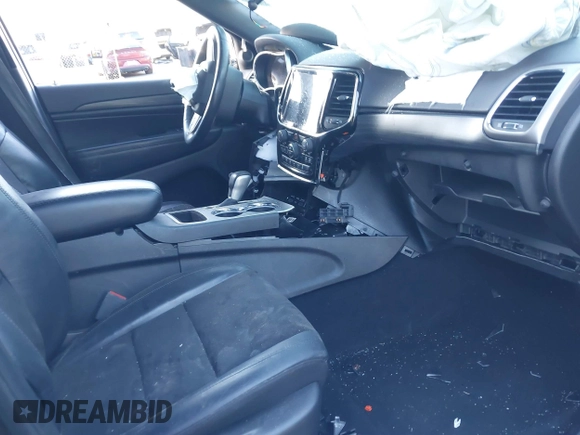 2019 Jeep Grand Cherokee Laredo E with VIN 1C4RJFAG8KC791236, listed as a IAAI auction lot 41620245 with 55,901 mi miles. Bid and sale history available at carsss.com. Image 5.