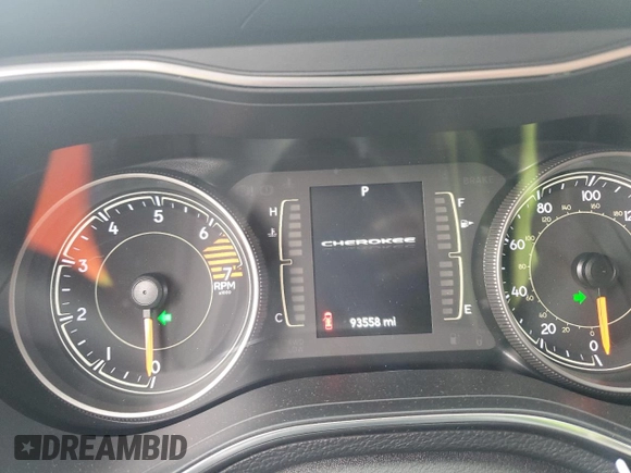 2019 Jeep Cherokee Latitude Plus with VIN 1C4PJLLB4KD332898, listed as a Copart auction lot 55090475 with 93,558 mi miles and Salvage title. Bid and sale history available at DreamBid. Image 9.