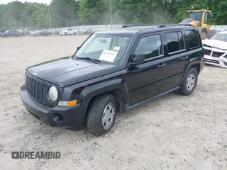 2008 Jeep Patriot Sport with VIN 1J8FT28W48D772388, listed as a IAAI auction lot 42141998 with 190,229 mi miles and . Bid and sale history available at DreamBid. Image 17.