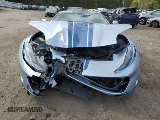2019 Ferrari 812 z VIN ZFF83CLA1K0238914, wystawiony jako Copart lot #73543634 z przebiegiem 9 833 mil mil oraz Szkoda całkowita • Salvage title. Historia ofert i sprzedaży dostępna na DreamBid. Obrazek 5.