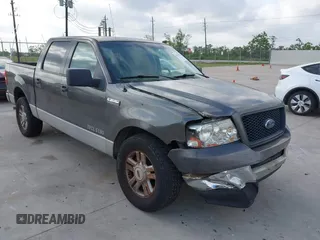 2005 Ford F-150 XLT с VIN 1FTRW12W55KF12801, выставлен на аукционе IAAI как лот 42071518 с пробегом 462 561 миль миль и . История ставок и продаж доступна на DreamBid. Изображение 1.