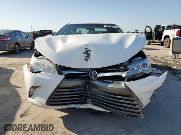 2015 Toyota Camry XLE with VIN 4T1BF1FK4FU887265, listed as a Copart auction lot 52211265 with 109,263 mi miles and Salvage Title. Bid and sale history available at DreamBid. Image 5.