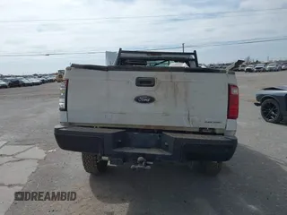 2014 Ford F-250 XL z VIN 1FT7X2B69EEB65286, wystawiony jako IAAI lot #41606147 z przebiegiem Nie podano mil oraz . Historia ofert i sprzedaży dostępna na DreamBid. Obrazek 15.