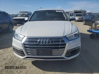 2020 Audi Q5 Premium with VIN WA1ANAFYXL2034037, listed as a Copart auction lot 63627825 with 33,874 mi miles and Salvage title. Bid and sale history available at DreamBid. Image 5.