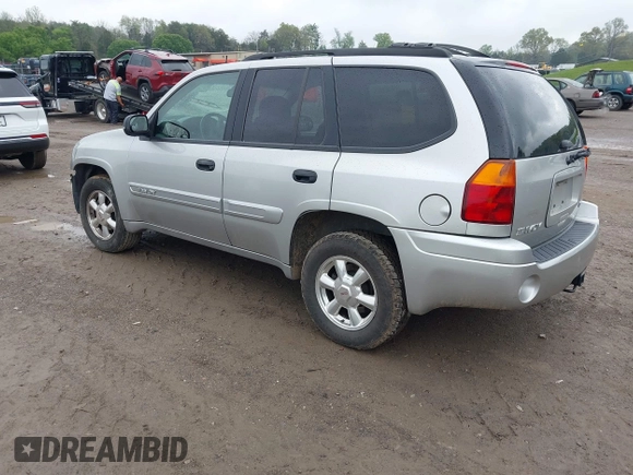 2005 GMC Envoy SLE z VIN 1GKDT13S752159660, wystawiony jako IAAI lot #41996041 z przebiegiem 133 948 mil mil oraz . Historia ofert i sprzedaży dostępna na DreamBid. Obrazek 3.