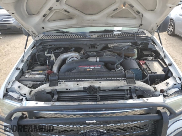2005 Ford F-250 XL with VIN 1FTSW20P05EB90232, listed as a Copart auction lot 70443234 with 247,353 mi miles and Salvage Title. Bid and sale history available at DreamBid. Image 11.