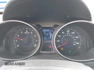 2016 Hyundai Veloster with VIN KMHTC6AD8GU301106, listed as a IAAI auction lot 41067109 with 139,002 mi miles. Bid and sale history available at carsss.com. Image 7.