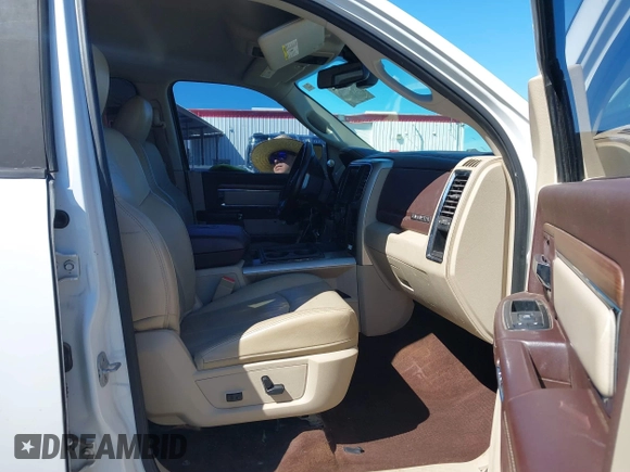 2014 Ram 2500 Laramie with VIN 3C6UR5FL0EG121515, listed as a IAAI auction lot 41859142 with 225,048 mi miles. Bid and sale history available at carsss.com. Image 5.