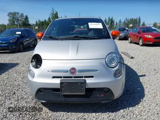 2014 FIAT 500e with VIN 3C3CFFGE2ET266747, listed as a IAAI auction lot 42394815 with 66,625 mi miles and . Bid and sale history available at DreamBid. Image 13.
