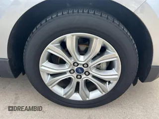 2020 Ford Edge Titanium z VIN 2FMPK3K95LBA30633, wystawiony jako IAAI lot #42473515 z przebiegiem 104 190 mil mil oraz . Historia ofert i sprzedaży dostępna na DreamBid. Obrazek 3.