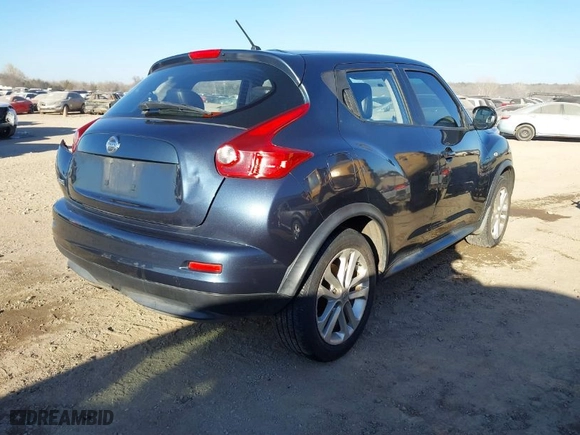2013 Nissan Juke S with VIN JN8AF5MR8DT211478, listed as a IAAI auction lot 41647003 with 1 mi miles. Bid and sale history available at carsss.com. Image 4.