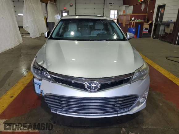 2013 Toyota Avalon XLE with VIN 4T1BK1EB6DU041018, listed as a Copart auction lot 62292755 with 137,521 mi miles and Clean title. Bid and sale history available at DreamBid. Image 5.