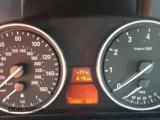 2012 BMW X5 35i z VIN 5UXZV4C55CL765391, wystawiony jako Copart lot #63816295 z przebiegiem 105 853 mil mil oraz Czysty tytuł • Clean title. Historia ofert i sprzedaży dostępna na DreamBid. Obrazek 9.