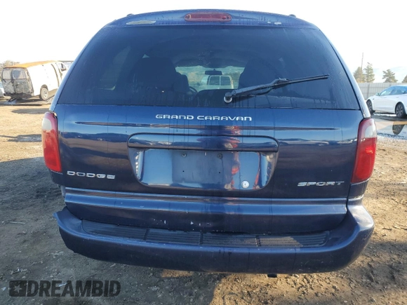 2003 Dodge Caravan Sport with VIN 2D4GP44R83R300621, listed as a Copart auction lot 82838414 with 215,871 mi miles and Salvage Title. Bid and sale history available at carsss.com. Image 6.