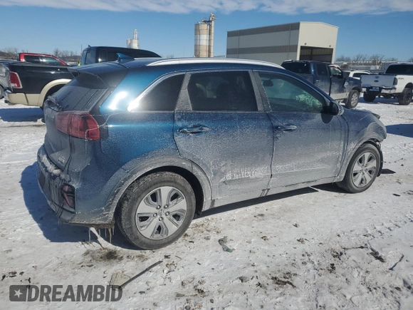 2021 Kia Niro LX with VIN KNDCB3LC0M5485909, listed as a Copart auction lot 46037385 with 0 mi miles and Salvage Title. Bid and sale history available at carsss.com. Image 3.