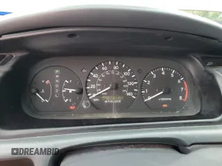 2000 Toyota Camry CE z VIN 4T1BG22K3YU649970, wystawiony jako Copart lot #55654425 z przebiegiem 220 076 mil mil oraz Szkoda całkowita • Salvage title. Historia ofert i sprzedaży dostępna na DreamBid. Obrazek 9.