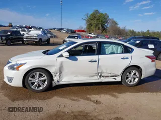2014 Nissan Altima 2.5 S with VIN 1N4AL3AP7EN222382, listed as a IAAI auction lot 41674109 with 84,721 mi miles. Bid and sale history available at carsss.com. Image 14.