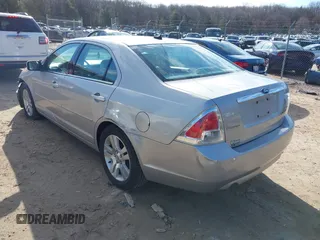 2008 Ford Fusion SEL with VIN 3FAHP08138R220505, listed as a IAAI auction lot 41878710 with 179,565 mi miles. Bid and sale history available at carsss.com. Image 3.