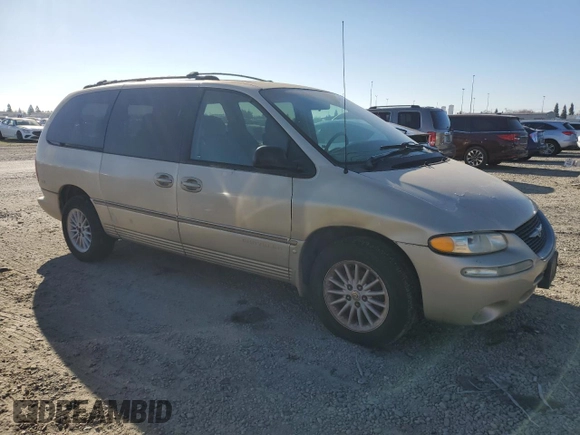 2000 Chrysler Town & Country LXi with VIN 1C4GP54L7YB519803, listed as a Copart auction lot 41532045 with 74,284 mi miles and Clean Title. Bid and sale history available at carsss.com. Image 4.