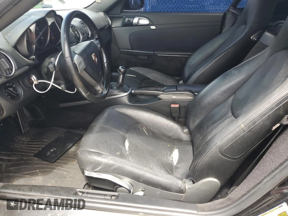 2008 Porsche 718 Cayman z VIN WP0AA29808U762285, wystawiony jako Copart lot #70383324 z przebiegiem Nie podano mil oraz Nie do naprawy • Non repairable. Historia ofert i sprzedaży dostępna na DreamBid. Obrazek 7.