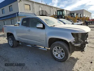 2019 Chevrolet Colorado 4WD LT with VIN 1GCHTCEN0K1119955, listed as a Copart auction lot 83905044 with 105,721 mi miles and Salvage Title. Bid and sale history available at carsss.com. Image 4.