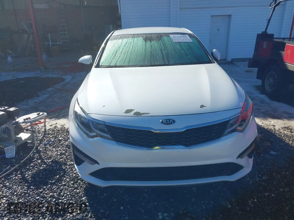 2019 Kia Optima LX with VIN 5XXGT4L33KG339985, listed as a IAAI auction lot 41218499 with 119,007 mi miles. Bid and sale history available at carsss.com. Image 12.