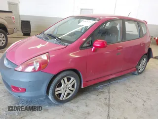 2007 Honda Fit Sport with VIN JHMGD37617S001346, listed as a IAAI auction lot 41825351 with 233,735 mi miles. Bid and sale history available at carsss.com. Image 2.