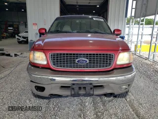 2002 Ford Expedition Eddie Bauer with VIN 1FMFU18L32LA46941, listed as a Copart auction lot 56998815 with 258,931 mi miles and Salvage title. Bid and sale history available at DreamBid. Image 5.