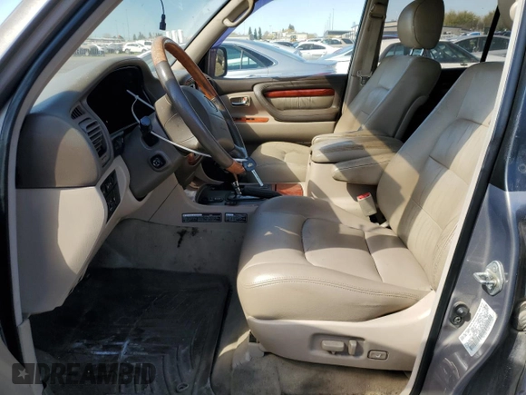 2000 Lexus LX 470 z VIN JT6HT00W9Y0120042, wystawiony jako Copart lot #49644355 z przebiegiem 188 992 mil mil oraz Czysty tytuł • Clean title. Historia ofert i sprzedaży dostępna na DreamBid. Obrazek 7.