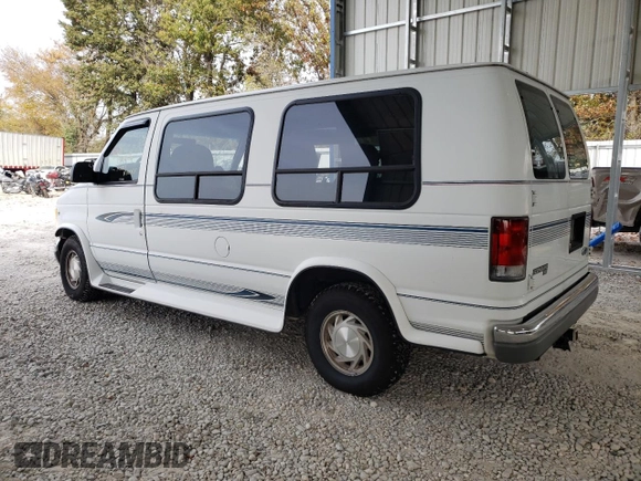 1997 Ford Econoline Commercial z VIN 1FDEE14L8VHB55692, wystawiony jako Copart lot #77627564 z przebiegiem 124 927 mil mil oraz Szkody całkowita. Historia ofert i sprzedaży dostępna na DreamBid. Obrazek 2.