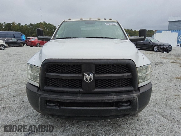 2018 Ram 3500 Tradesman z VIN 3C7WRTCL6JG335982, wystawiony jako Copart lot #78133674 z przebiegiem 407 016 mil mil oraz Czysty tytuł • Clean title. Historia ofert i sprzedaży dostępna na DreamBid. Obrazek 5.