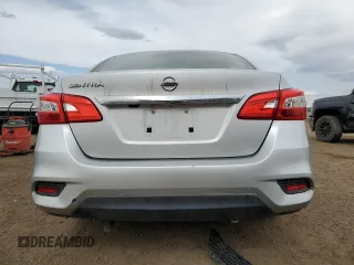 2018 Nissan Sentra S z VIN 3N1AB7AP6JY286644, wystawiony jako Copart lot #52153605 z przebiegiem 71 252 mil mil oraz Szkoda całkowita • Salvage title. Historia ofert i sprzedaży dostępna na DreamBid. Obrazek 6.