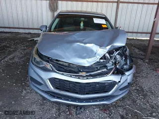 2017 Chevrolet Cruze LT with VIN 1G1BH5SE5H7194219, listed as a IAAI auction lot 40876271 with 147,478 mi miles. Bid and sale history available at carsss.com. Image 12.