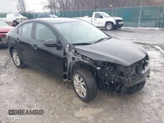 2013 Mazda 3 i Touring with VIN JM1BL1VP3D1826336, listed as a IAAI auction lot 41373572 with 121,578 mi miles and . Bid and sale history available at carsss.com. Image 1.