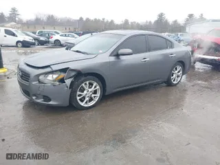 2014 Nissan Maxima 3.5 S with VIN 1N4AA5AP6EC480387, listed as a IAAI auction lot 41729170 with 166,981 mi miles. Bid and sale history available at carsss.com. Image 2.