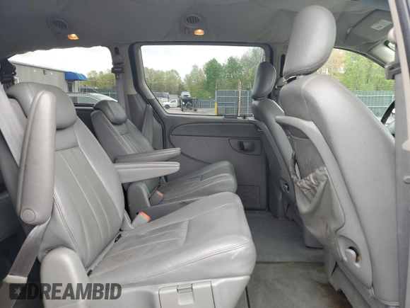 2005 Dodge Caravan SXT with VIN 2D8GP44L45R313203, listed as a Copart auction lot 55309895 with 150,810 mi miles and Salvage Title. Bid and sale history available at DreamBid. Image 11.