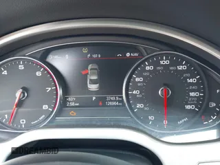 2013 Audi A8 4.0L with VIN WAUA2AFD5DN021950, listed as a IAAI auction lot 42472512 with 126,964 mi miles and . Bid and sale history available at DreamBid. Image 7.