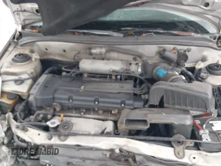 1998 Hyundai Elantra with VIN KMHJF24M7WU672436, listed as a IAAI auction lot 41763627 with 114,288 mi miles and . Bid and sale history available at DreamBid. Image 10.